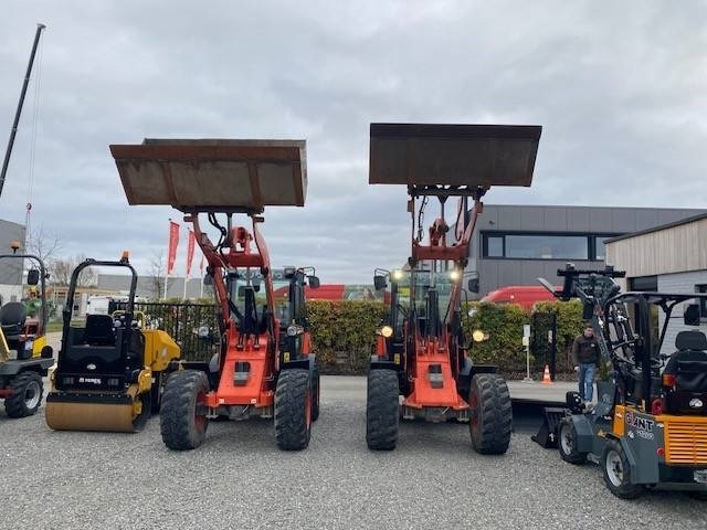 Kubota R 090 - Chargeuse sur pneus: photos 3 Kubota R 090 - Chargeuse sur pneus: photos 3