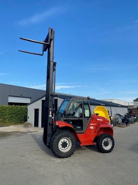 Manitou M 30.4 - Chariot tout terrain: photos 2 Manitou M 30.4 - Chariot tout terrain: photos 2