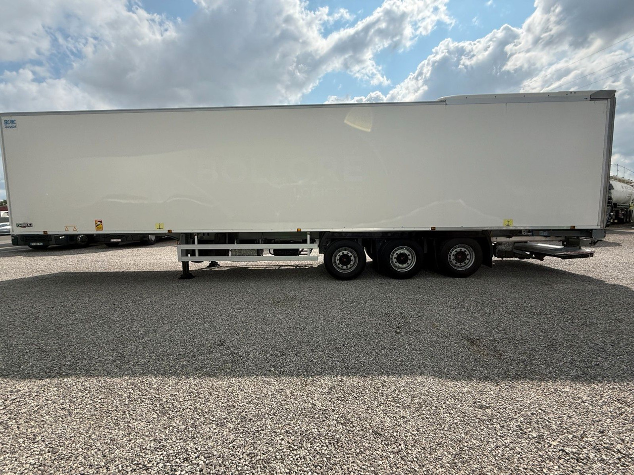 Chereau THERMO KING SLXe DIESEL/ELECTRIC SAF - Semi-remorque frigorifique: photos 5 Chereau THERMO KING SLXe DIESEL/ELECTRIC SAF - Semi-remorque frigorifique: photos 5