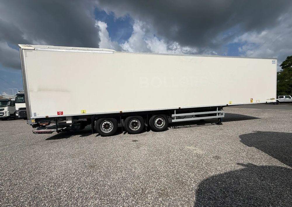Chereau THERMO KING SLXe DIESEL/ELEKTRYK OSIE SAF - Semi-remorque frigorifique: photos 4 Chereau THERMO KING SLXe DIESEL/ELEKTRYK OSIE SAF - Semi-remorque frigorifique: photos 4