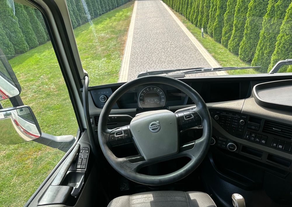 Tracteur routier Volvo FH 500 PARK COOL: photos 10 Tracteur routier Volvo FH 500 PARK COOL: photos 10