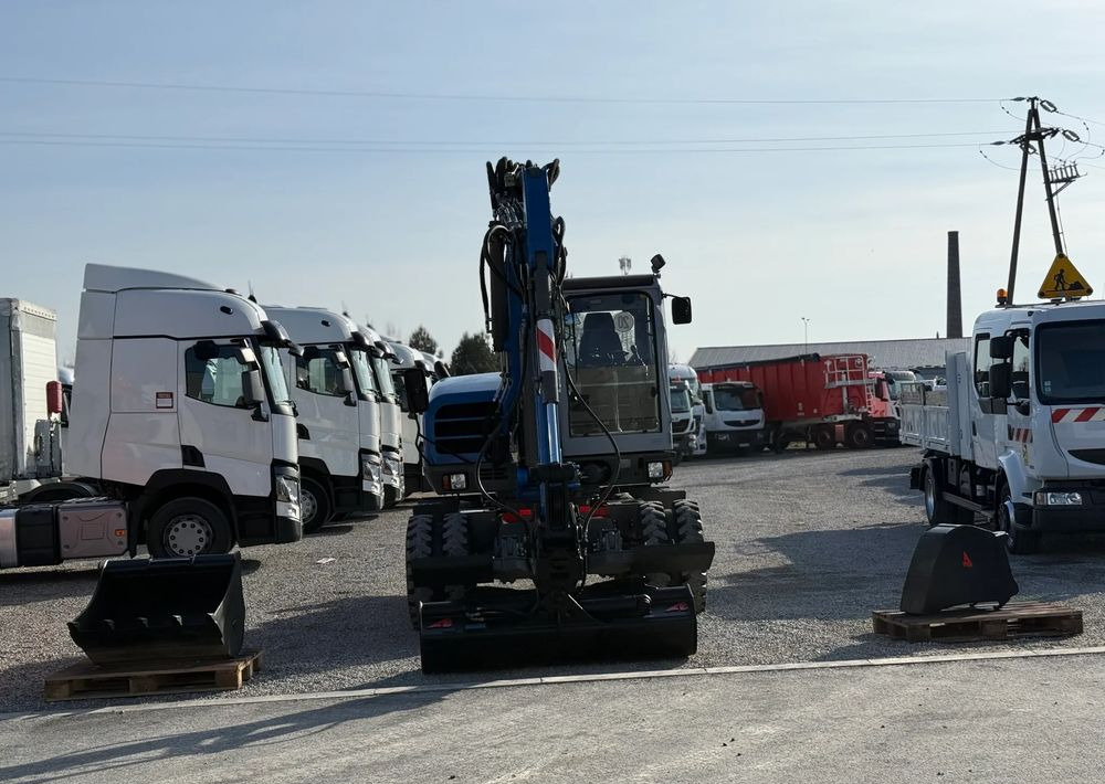 Wacker Neuson 9503-2 TRZY ŁYŻKI - Pelle sur pneus: photos 2 Wacker Neuson 9503-2 TRZY ŁYŻKI - Pelle sur pneus: photos 2