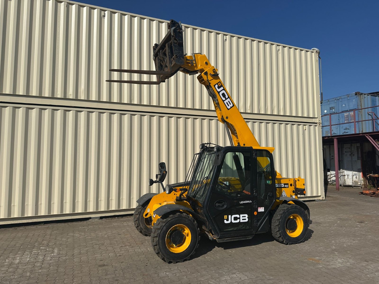JCB 525-60 / 2018 BJ / 1.480 H /6 Meter / 2.5 Tonnen - Chariot télescopique: photos 3 JCB 525-60 / 2018 BJ / 1.480 H /6 Meter / 2.5 Tonnen - Chariot télescopique: photos 3