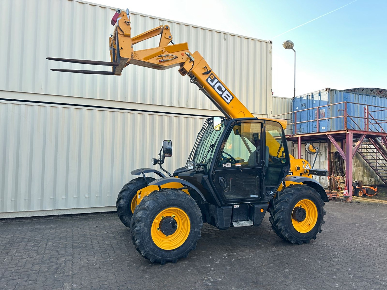 JCB 531-70 / 2018 BJ / 7 Meter / 3.1 Tonnen / 2.730H - Chariot télescopique: photos 1 JCB 531-70 / 2018 BJ / 7 Meter / 3.1 Tonnen / 2.730H - Chariot télescopique: photos 1