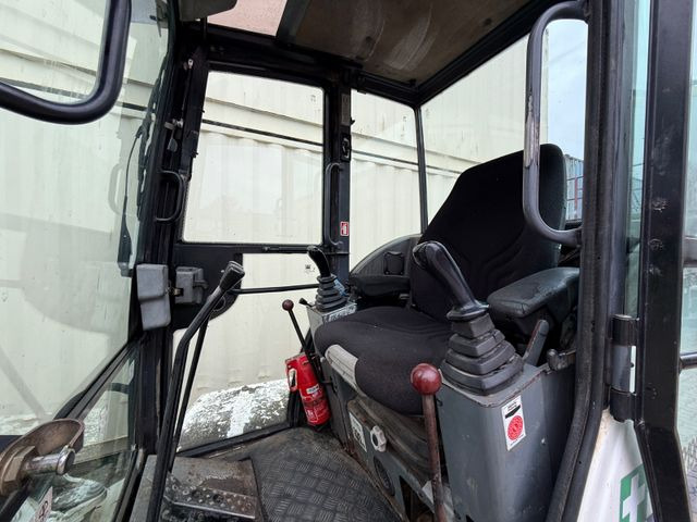 Mini pelle O & K RH1.48 / 4.680 KG / Greifer + 3 x Löffel: photos 18 Mini pelle O & K RH1.48 / 4.680 KG / Greifer + 3 x Löffel: photos 18