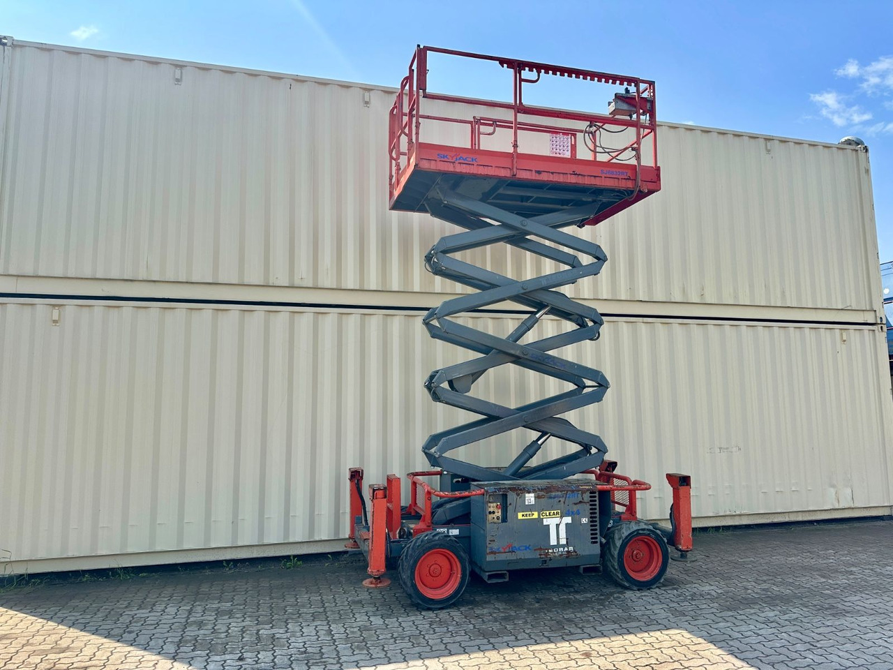 Skyjack SJ6832RT 4x4 Diesel, 11.8 Meter, 1.493 H - Nacelle ciseaux: photos 2 Skyjack SJ6832RT 4x4 Diesel, 11.8 Meter, 1.493 H - Nacelle ciseaux: photos 2