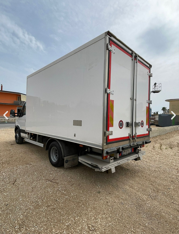 IVECO DAILY 60C17 - Camion frigorifique: photos 3 IVECO DAILY 60C17 - Camion frigorifique: photos 3