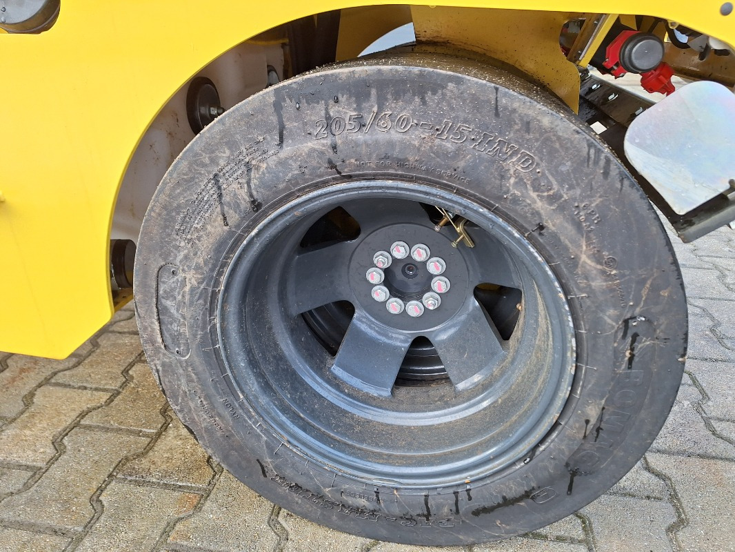 BOMAG DE BW 100 AC-5 Stage V/Tier 4f - Compacteur: photos 2 BOMAG DE BW 100 AC-5 Stage V/Tier 4f - Compacteur: photos 2