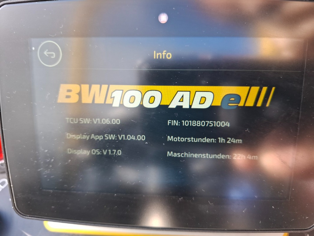 BOMAG DE BW 100 ADe-5 - Compacteur: photos 4 BOMAG DE BW 100 ADe-5 - Compacteur: photos 4