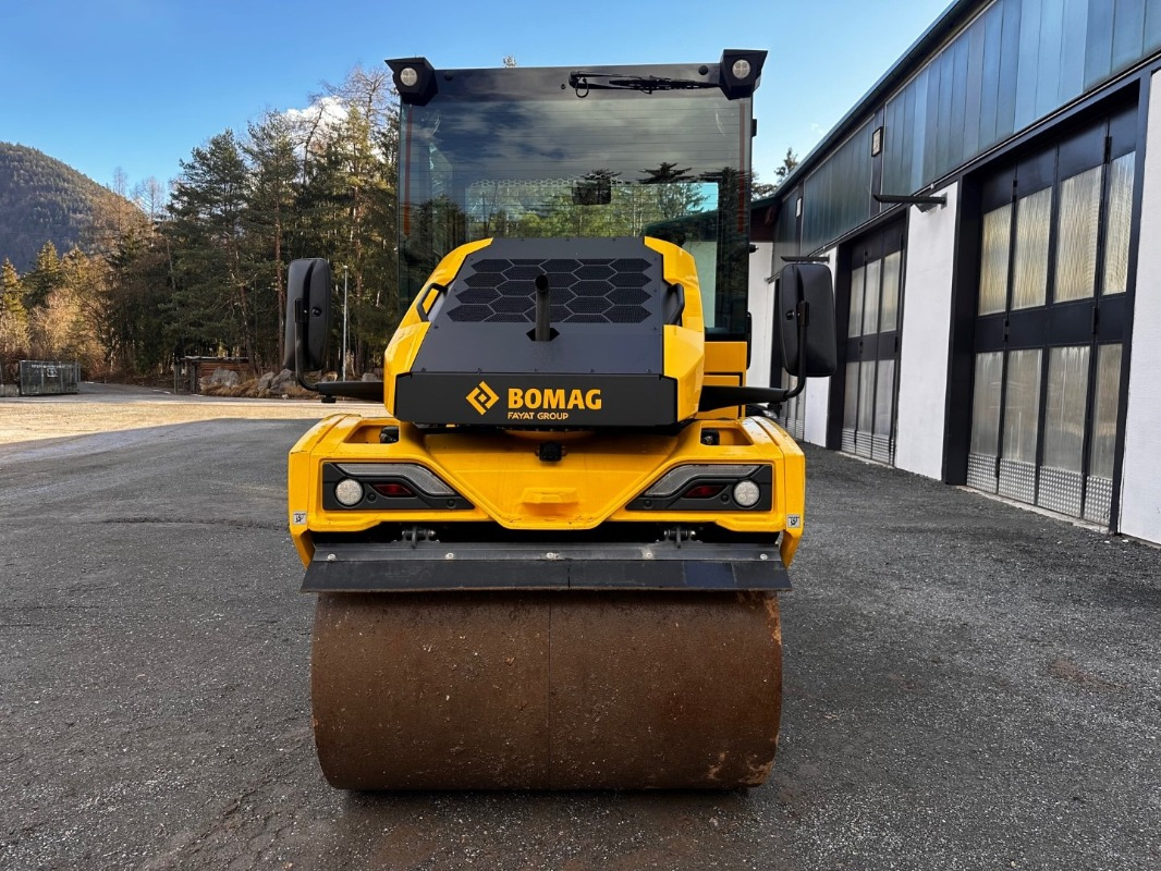 BOMAG DE BW 154 AP-5 AM - Compacteur: photos 5 BOMAG DE BW 154 AP-5 AM - Compacteur: photos 5