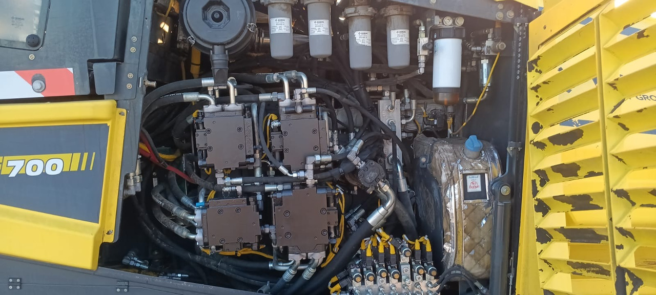 BOMAG IT BF 700 C-2 S500  Stage IV/Tier 4f - Finisseur: photos 3 BOMAG IT BF 700 C-2 S500  Stage IV/Tier 4f - Finisseur: photos 3