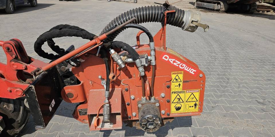 Ditch Witch MicroTrench MT6 piła pod światłowód do cięcia asfaltu/betonu - Matériel de béton: photos 1 Ditch Witch MicroTrench MT6 piła pod światłowód do cięcia asfaltu/betonu - Matériel de béton: photos 1