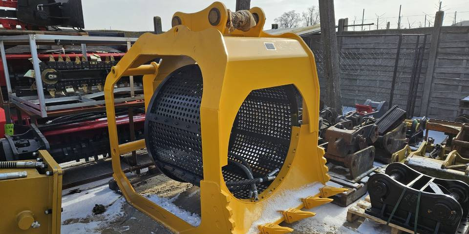 Łyżka przesiewająca obrotowa do koparki Solmek MSB-18 - Godet pour Engins de chantier: photos 1 Łyżka przesiewająca obrotowa do koparki Solmek MSB-18 - Godet pour Engins de chantier: photos 1