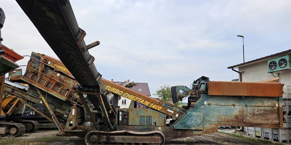 Przesiewacz mobilny Powerscreen Chieftain 1400 rozdrabniacz wibrokrata - Crible: photos 5 Przesiewacz mobilny Powerscreen Chieftain 1400 rozdrabniacz wibrokrata - Crible: photos 5