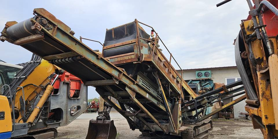 Przesiewacz mobilny Powerscreen Chieftain 1400 rozdrabniacz wibrokrata - Crible: photos 4 Przesiewacz mobilny Powerscreen Chieftain 1400 rozdrabniacz wibrokrata - Crible: photos 4