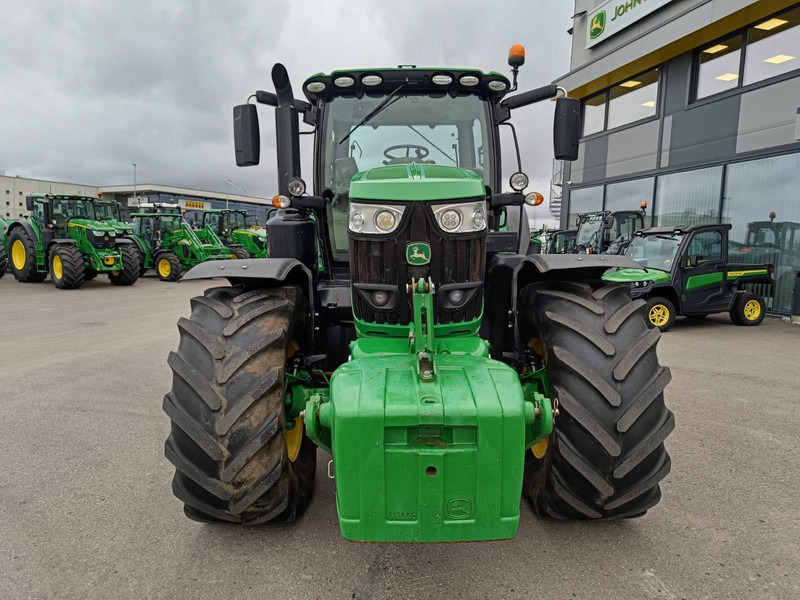 John Deere 6215R - Tracteur agricole: photos 2 John Deere 6215R - Tracteur agricole: photos 2