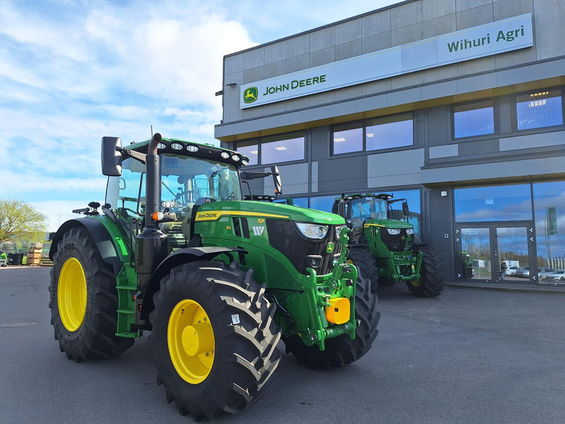 John Deere 6R 155 - Tracteur agricole: photos 1 John Deere 6R 155 - Tracteur agricole: photos 1