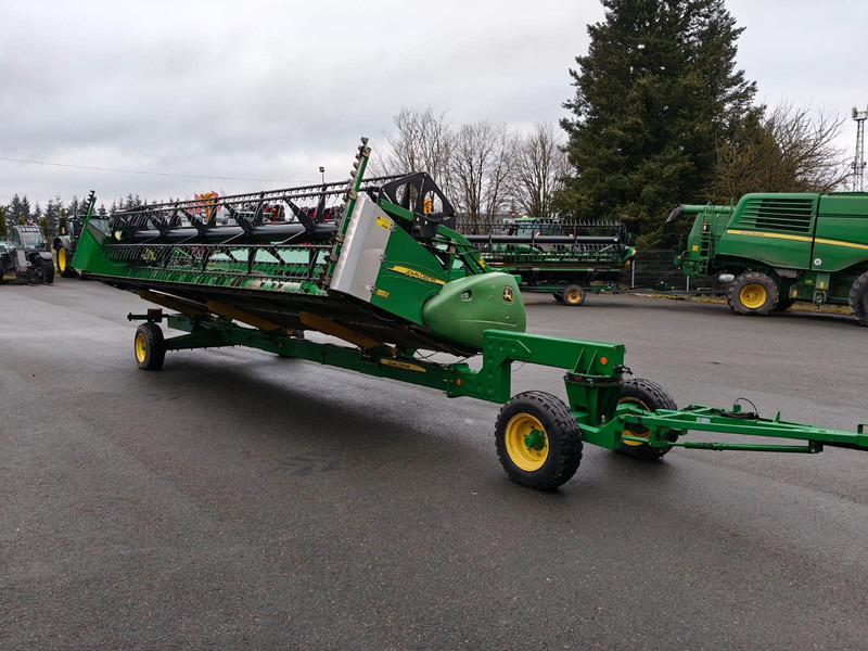John Deere S660i 625R - Moissonneuse-batteuse: photos 2 John Deere S660i 625R - Moissonneuse-batteuse: photos 2