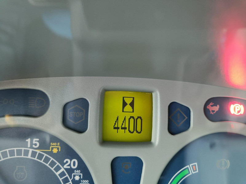 Tracteur agricole New Holland T 5050: photos 13