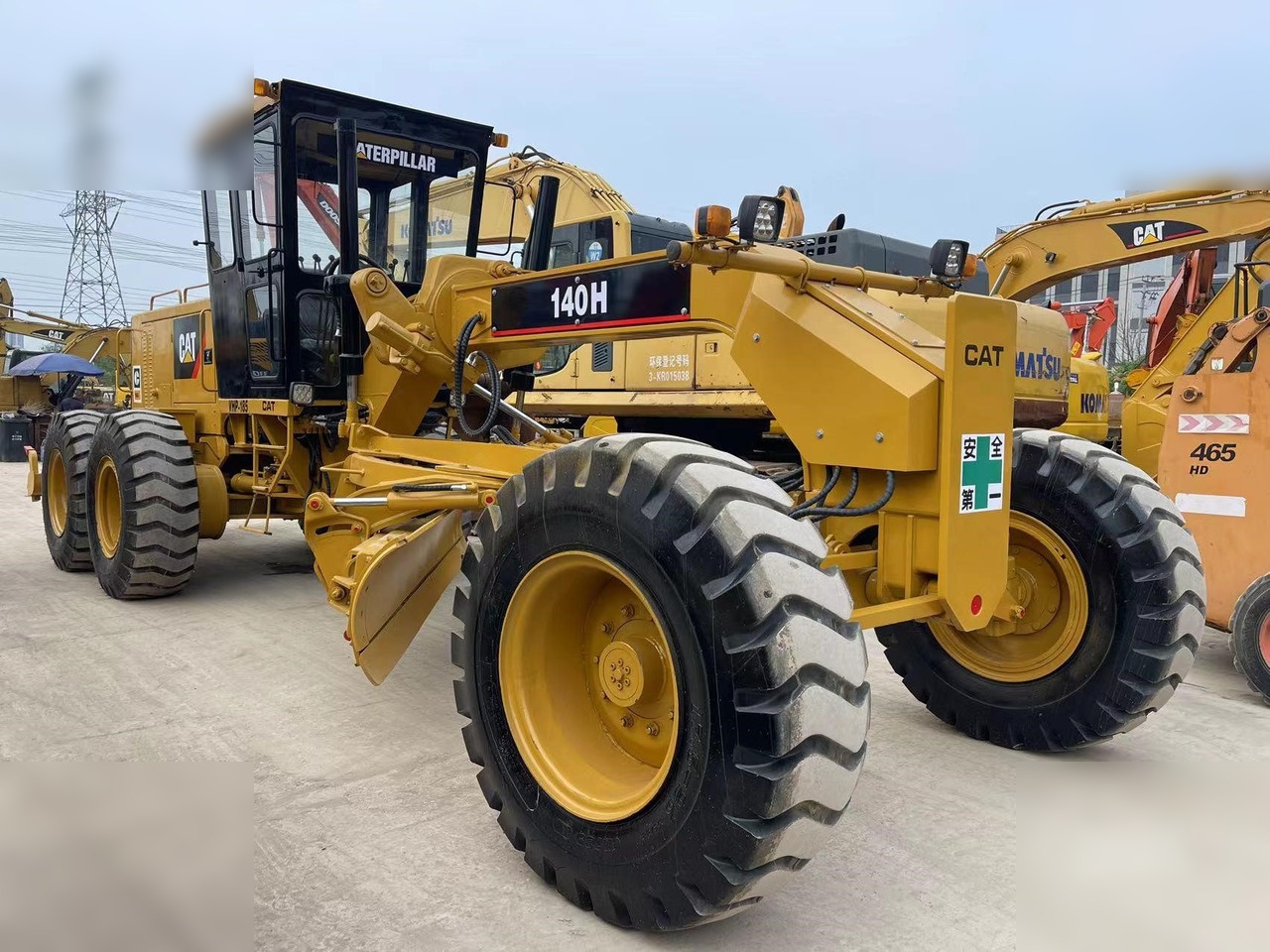 CATERPILLAR 140H - Niveleuse: photos 2 CATERPILLAR 140H - Niveleuse: photos 2