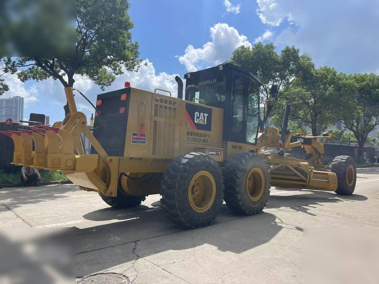 Niveleuse CATERPILLAR 140H: photos 8