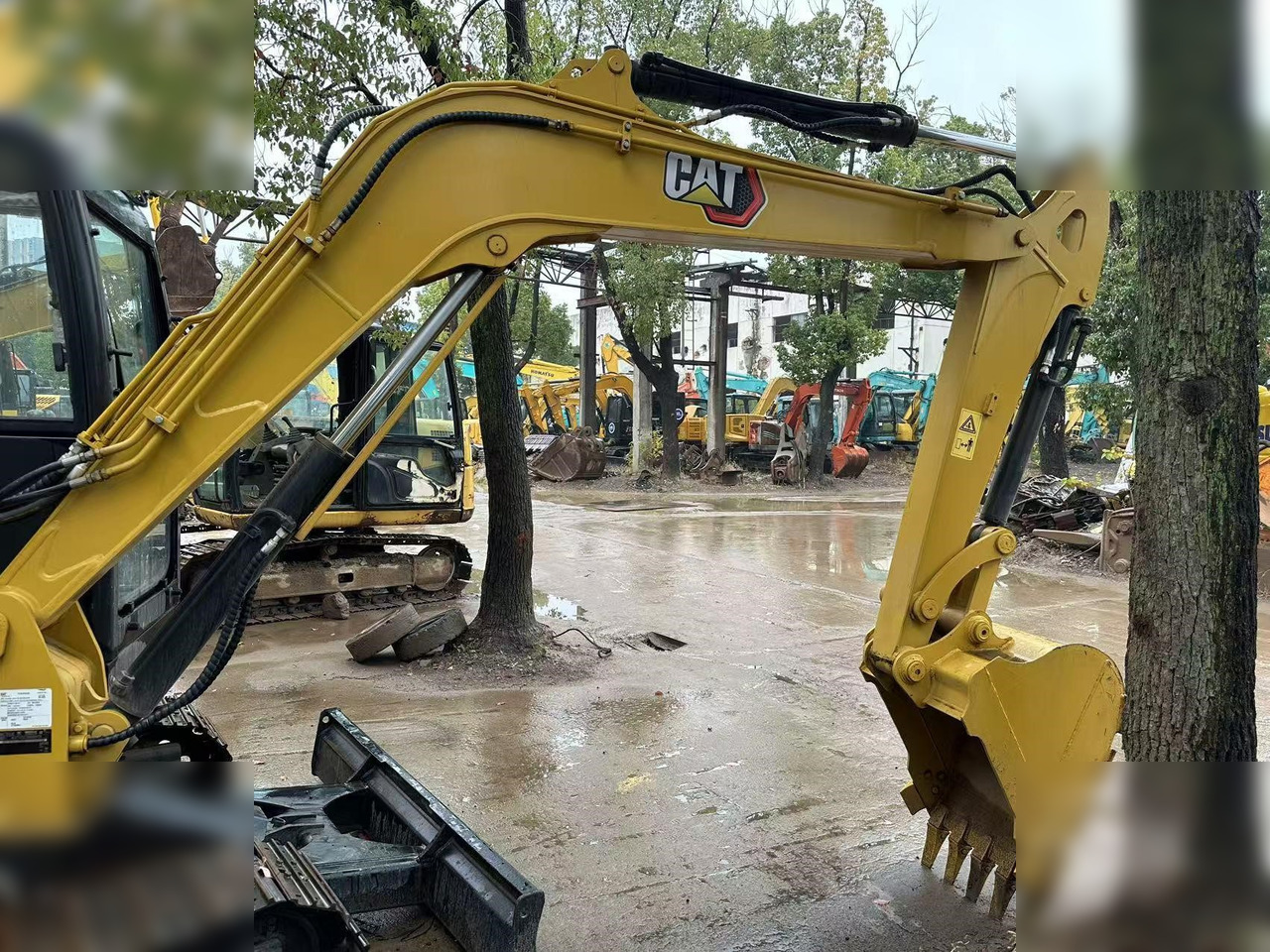 CATERPILLAR 305.5E - Mini pelle: photos 4 CATERPILLAR 305.5E - Mini pelle: photos 4