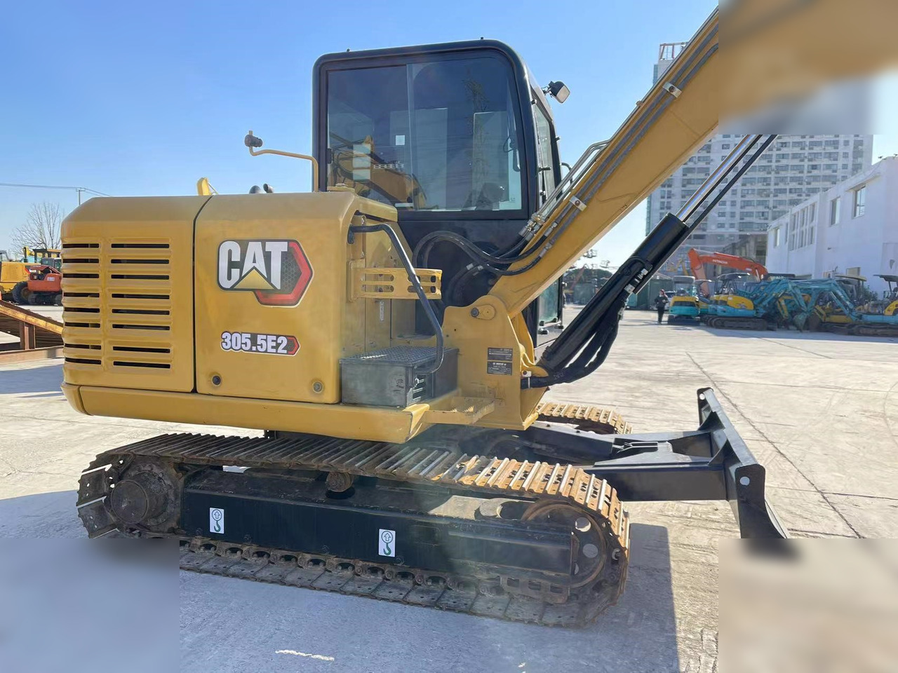 CATERPILLAR 305.5E2 - Mini pelle: photos 3 CATERPILLAR 305.5E2 - Mini pelle: photos 3