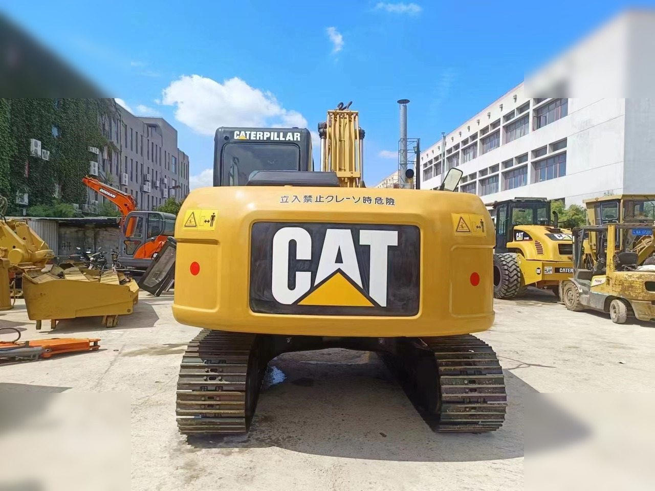 CATERPILLAR 312D - Pelle sur chenille: photos 3 CATERPILLAR 312D - Pelle sur chenille: photos 3