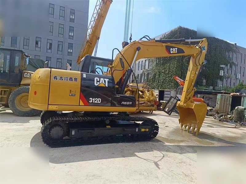 CATERPILLAR 312D - Pelle sur chenille: photos 2 CATERPILLAR 312D - Pelle sur chenille: photos 2