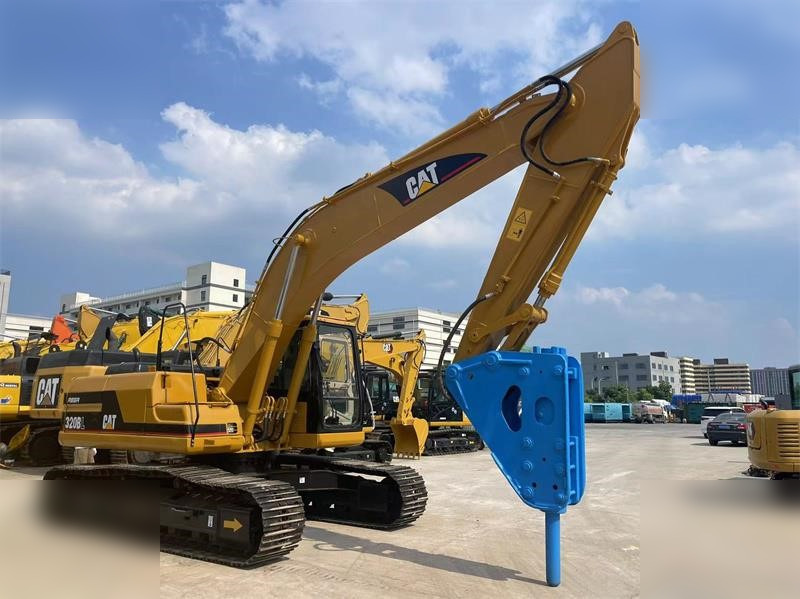 CATERPILLAR 320BL - Pelle sur chenille: photos 4 CATERPILLAR 320BL - Pelle sur chenille: photos 4