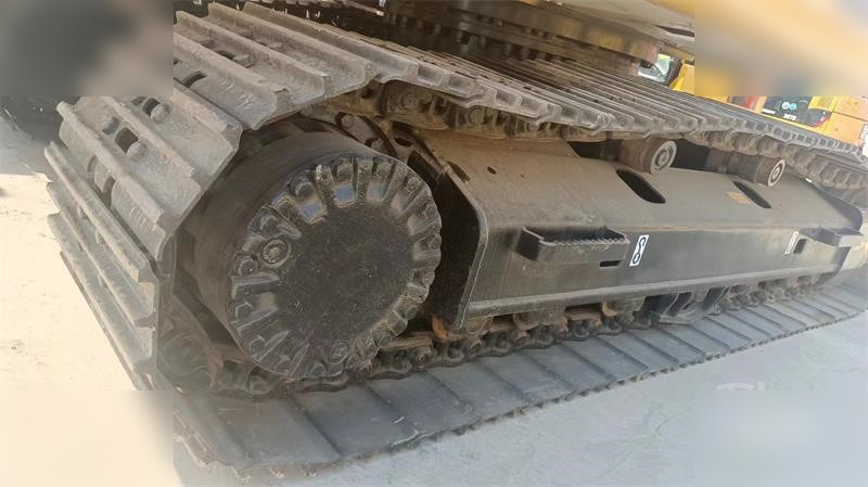 CATERPILLAR 320C - Pelle sur chenille: photos 3 CATERPILLAR 320C - Pelle sur chenille: photos 3