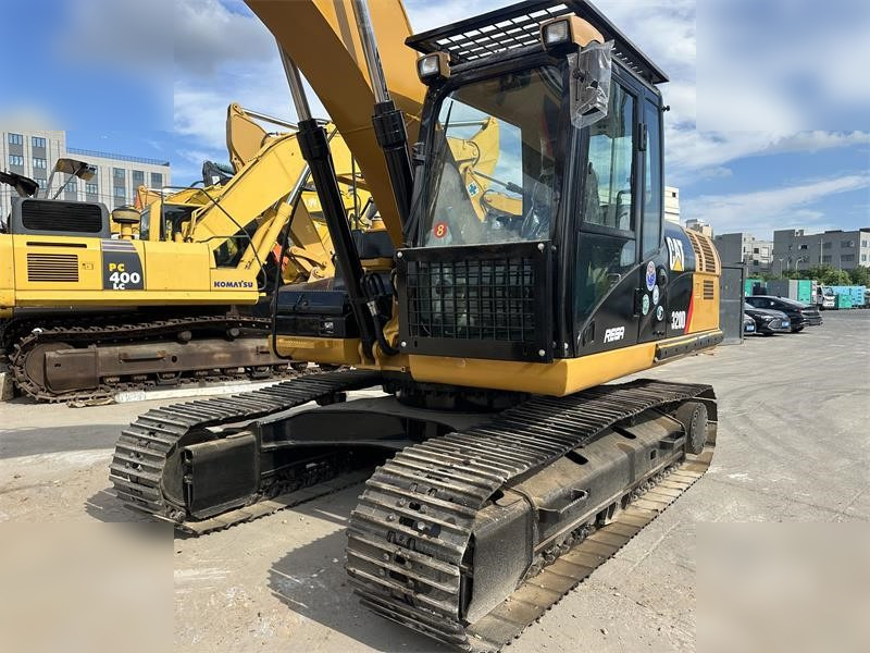 Pelle sur chenille CATERPILLAR 320D: photos 7