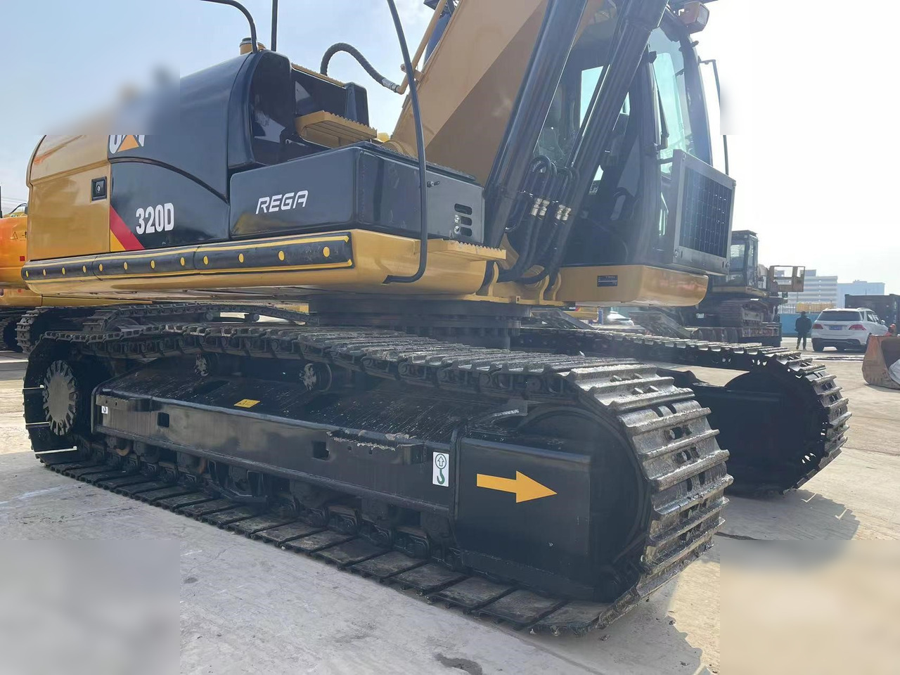CATERPILLAR 320D - Pelle sur chenille: photos 3 CATERPILLAR 320D - Pelle sur chenille: photos 3