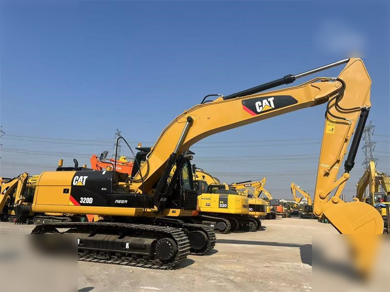 CATERPILLAR 320D - Pelle sur chenille: photos 2 CATERPILLAR 320D - Pelle sur chenille: photos 2