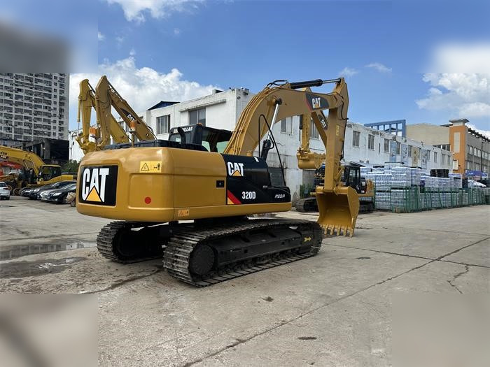 CATERPILLAR 320D - Pelle sur chenille: photos 4 CATERPILLAR 320D - Pelle sur chenille: photos 4