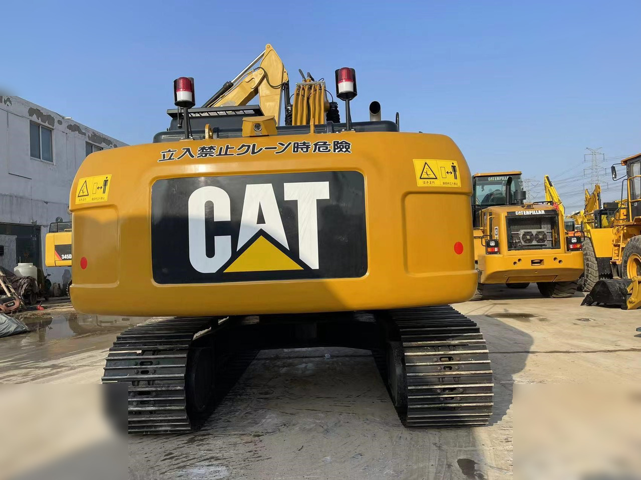 CATERPILLAR 320D2 - Pelle sur chenille: photos 3 CATERPILLAR 320D2 - Pelle sur chenille: photos 3