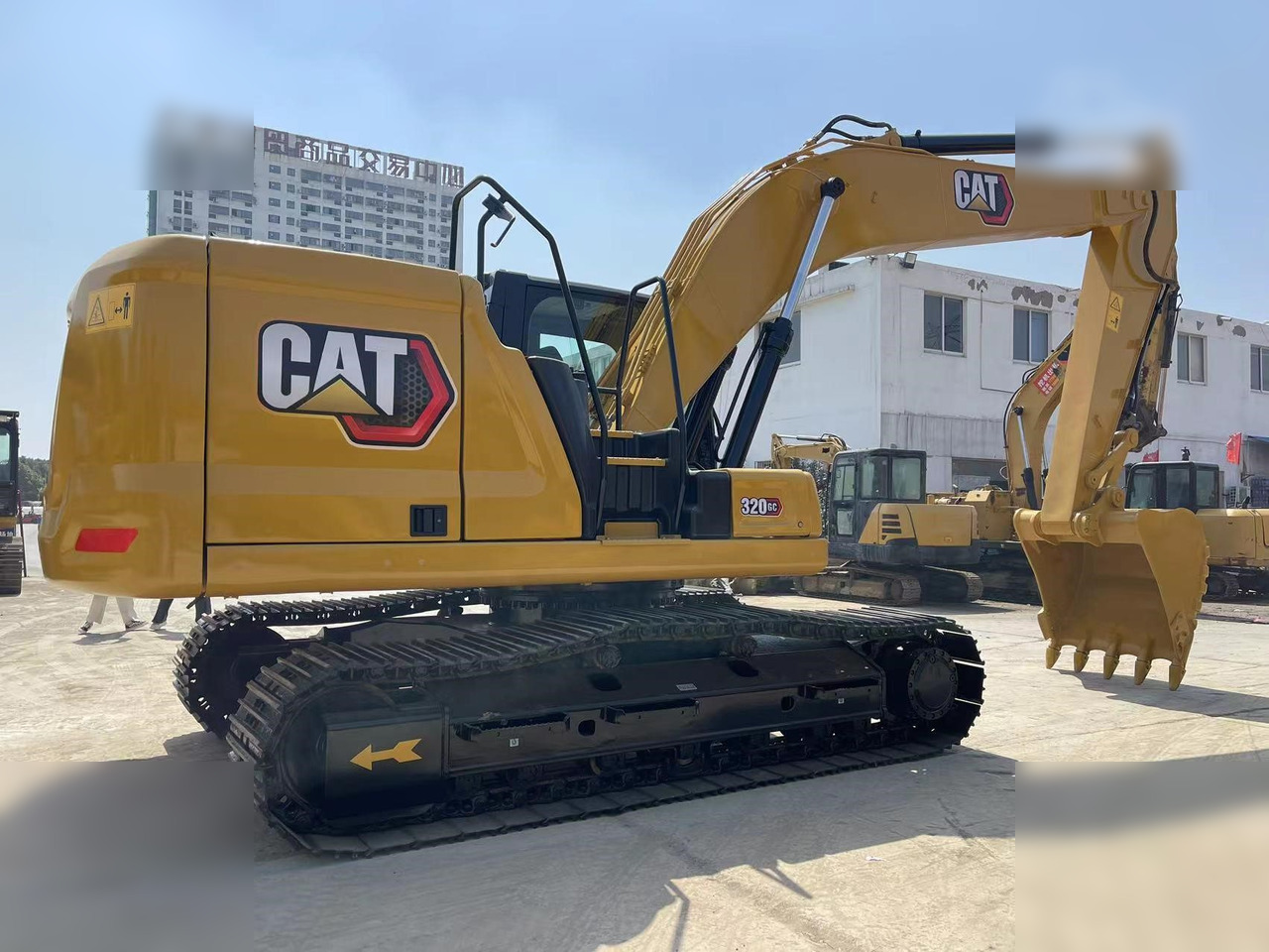 CATERPILLAR 320GC - Pelle sur chenille: photos 2 CATERPILLAR 320GC - Pelle sur chenille: photos 2