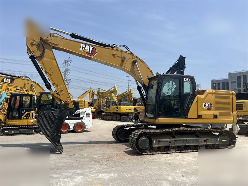 CATERPILLAR 323 - Pelle sur chenille: photos 1 CATERPILLAR 323 - Pelle sur chenille: photos 1
