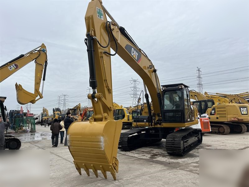 CATERPILLAR 323DL - Pelle sur chenille: photos 2 CATERPILLAR 323DL - Pelle sur chenille: photos 2