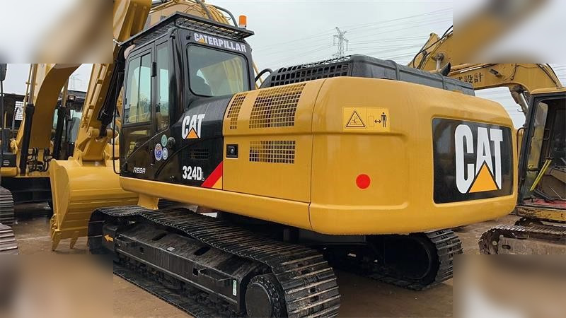 CATERPILLAR 324DL - Pelle sur chenille: photos 4 CATERPILLAR 324DL - Pelle sur chenille: photos 4