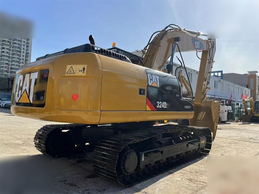 CATERPILLAR 324DL - Pelle sur chenille: photos 2 CATERPILLAR 324DL - Pelle sur chenille: photos 2