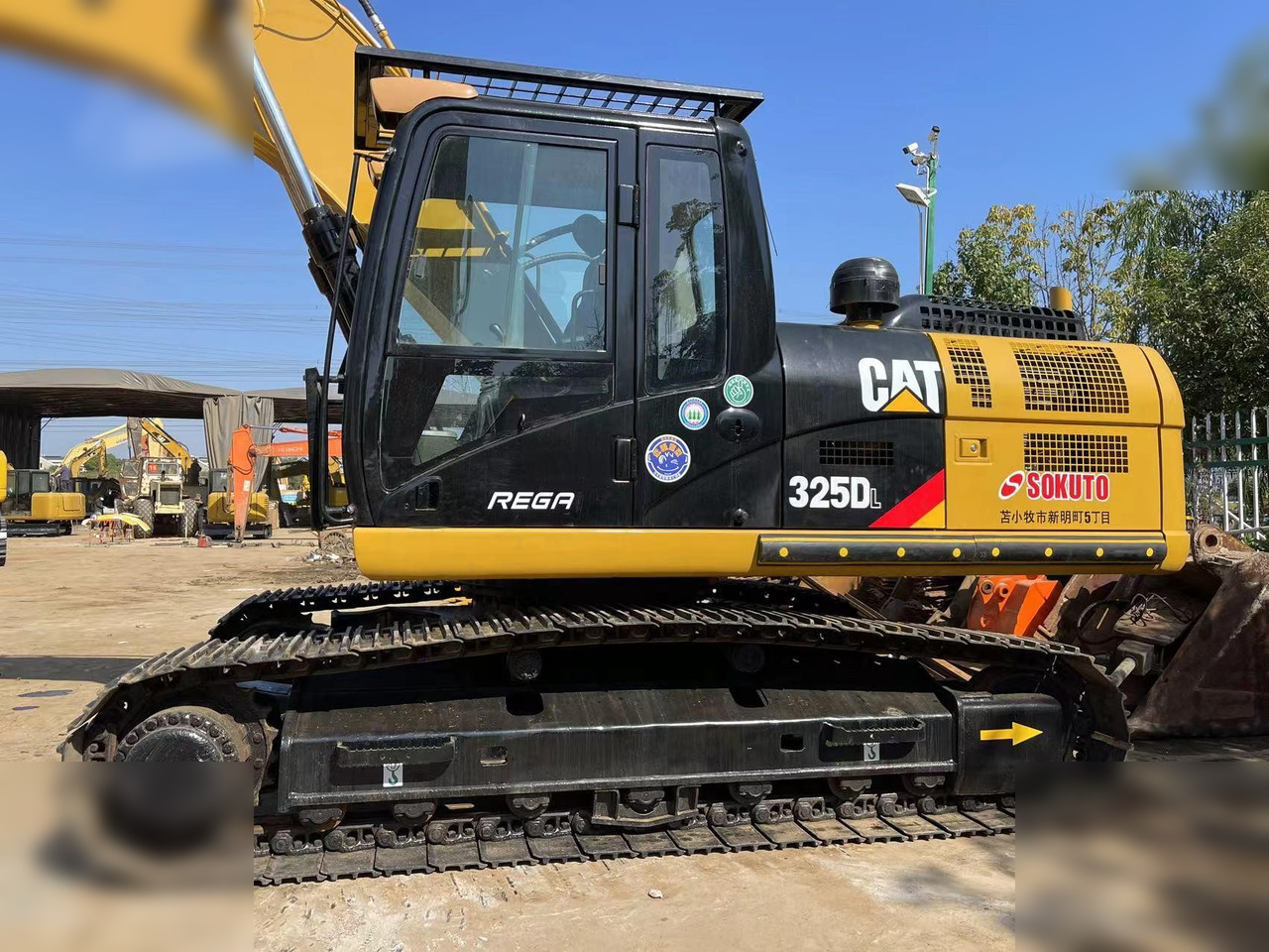 CATERPILLAR 325DL - Pelle sur chenille: photos 2 CATERPILLAR 325DL - Pelle sur chenille: photos 2