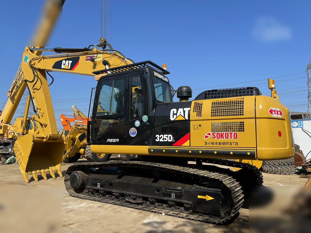 CATERPILLAR 325DL - Pelle sur chenille: photos 1 CATERPILLAR 325DL - Pelle sur chenille: photos 1