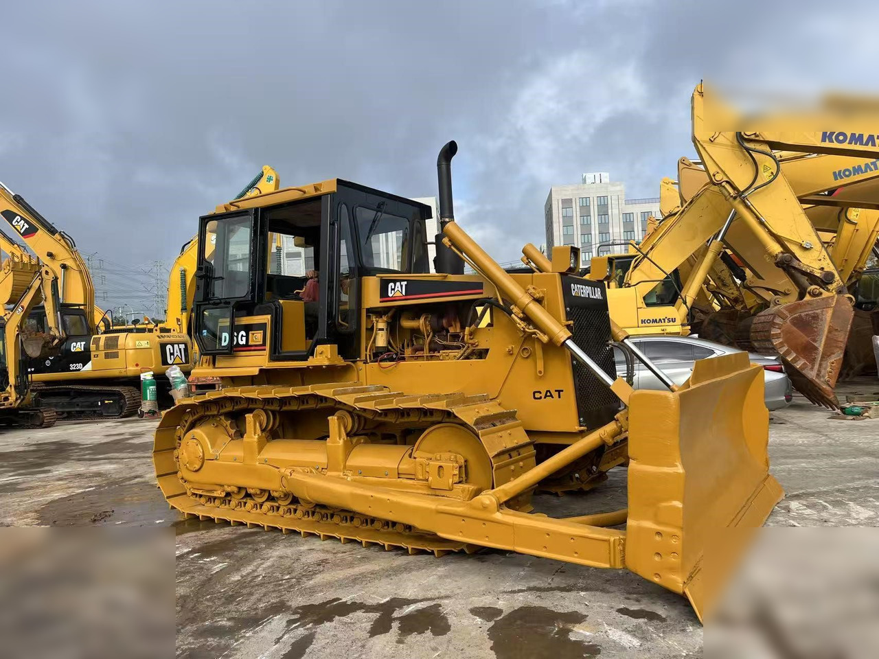 CATERPILLAR D6G - Bulldozer: photos 2 CATERPILLAR D6G - Bulldozer: photos 2