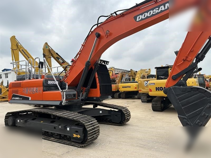 DOOSAN DX260 LC - Pelle sur chenille: photos 4 DOOSAN DX260 LC - Pelle sur chenille: photos 4