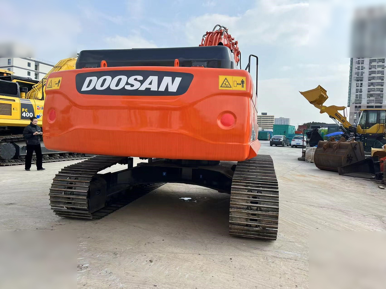DOOSAN DX300 LC-9C - Pelle sur chenille: photos 5 DOOSAN DX300 LC-9C - Pelle sur chenille: photos 5