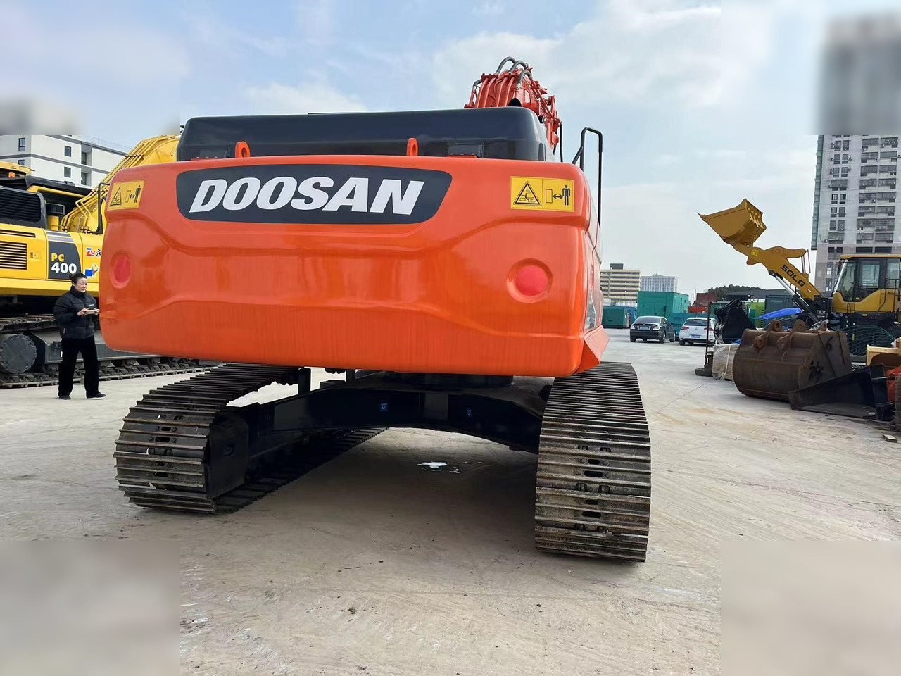DOOSAN DX300 LC-9C - Pelle sur chenille: photos 4 DOOSAN DX300 LC-9C - Pelle sur chenille: photos 4
