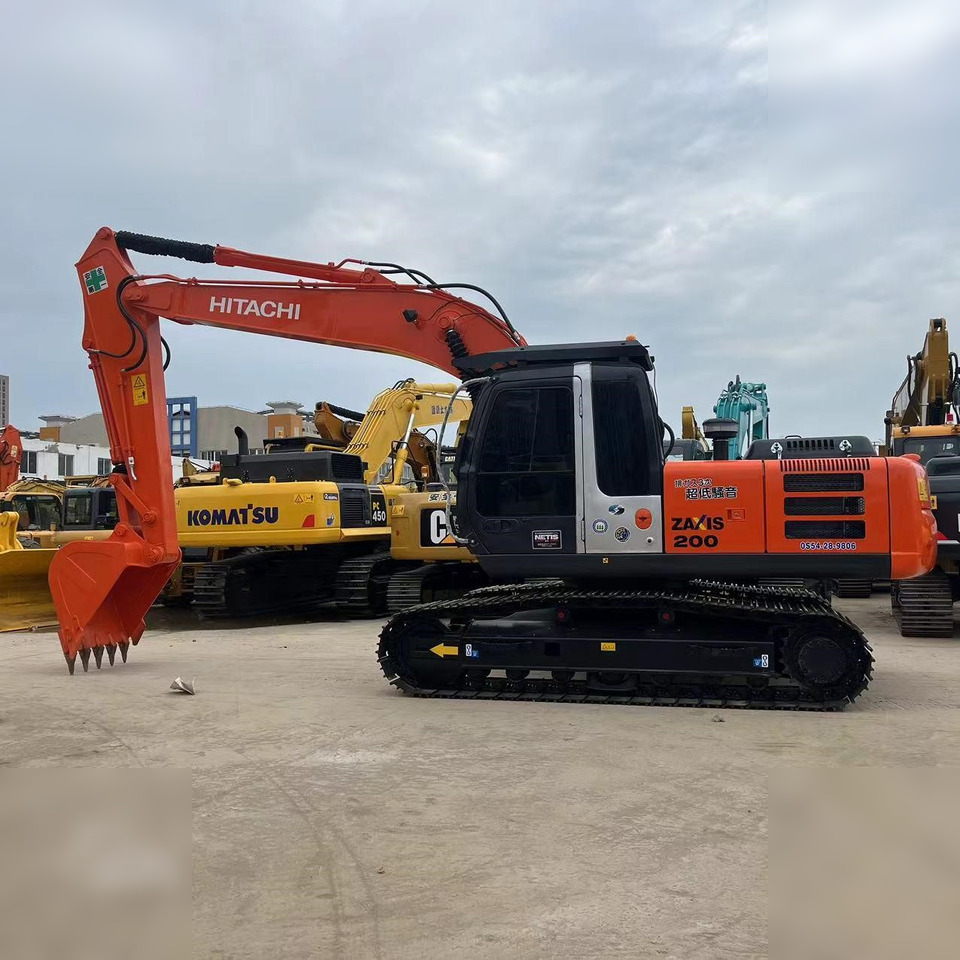 HITACHI ZX200-3G - Pelle sur chenille: photos 1 HITACHI ZX200-3G - Pelle sur chenille: photos 1