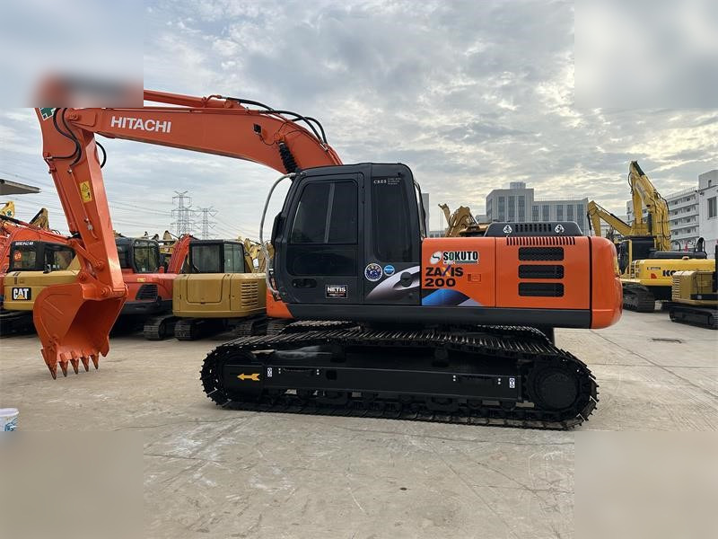 HITACHI ZX200 LC - Pelle sur chenille: photos 1 HITACHI ZX200 LC - Pelle sur chenille: photos 1