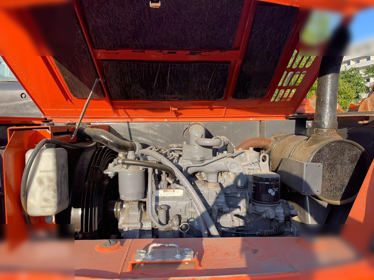 Pelle sur chenille HITACHI ZX70: photos 6